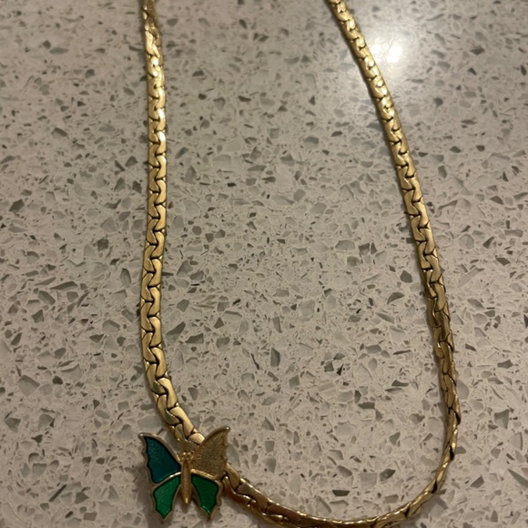 Vintage Avon Jewelry - Picture 3 of 6